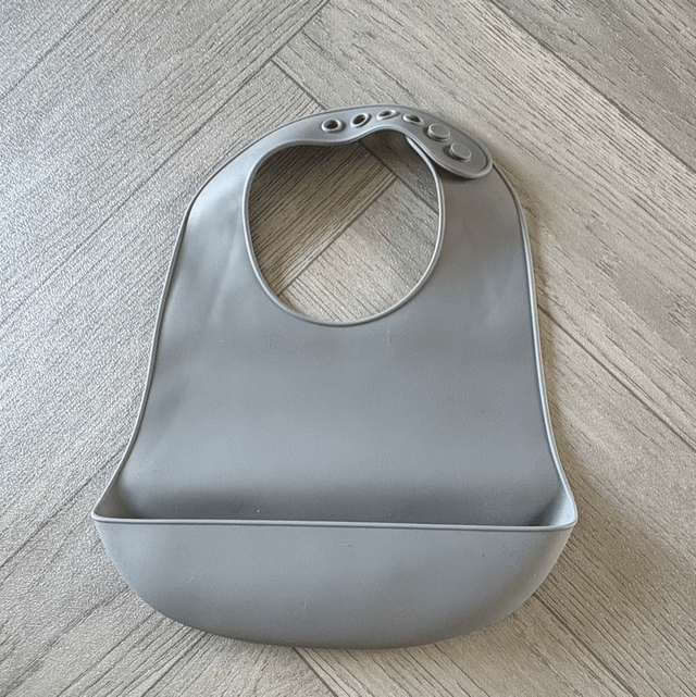  Grey Silicone Messy Bib  