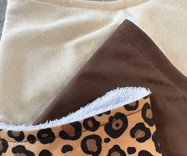 Three Pack Leopard & Plain Bamboo Bibs 